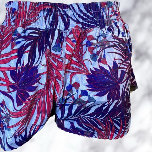 LuluLululemon Will the Wave Surf Short 2.5" Mini Twisted Tropics Hydrangea Multi - Picture 6 of 12